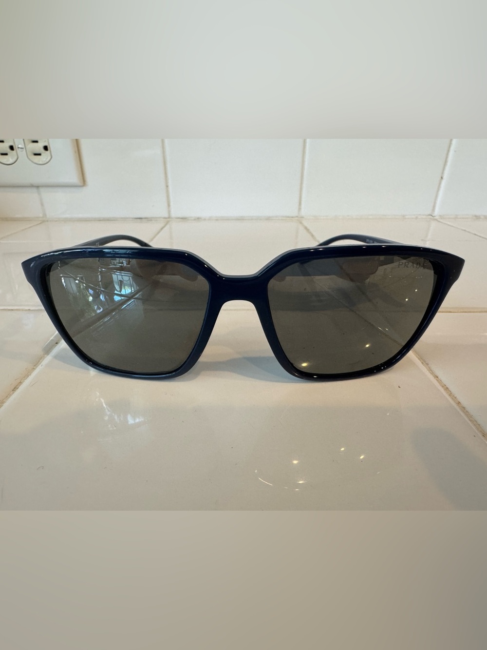 Prada SPS 06V Sunglasses - Navy Blue / Dark Blue Frame - Excellent Condition!